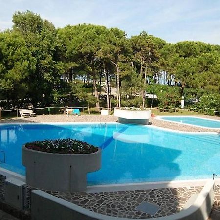 Residence La Meridiana Lignano Sabbiadoro Exterior foto