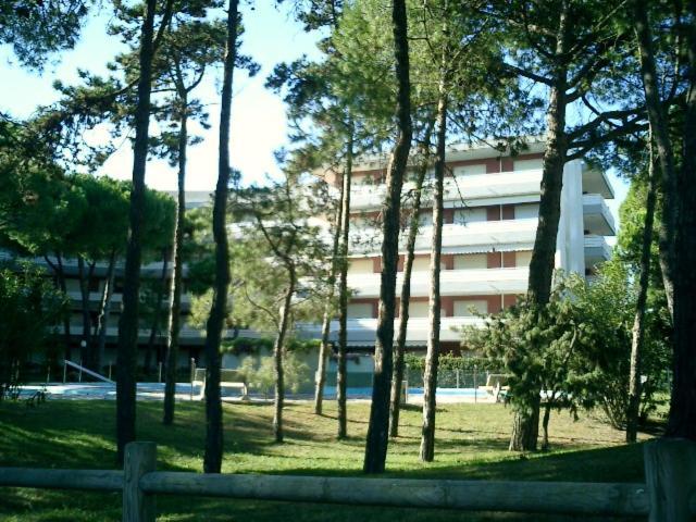 Residence La Meridiana Lignano Sabbiadoro Exterior foto