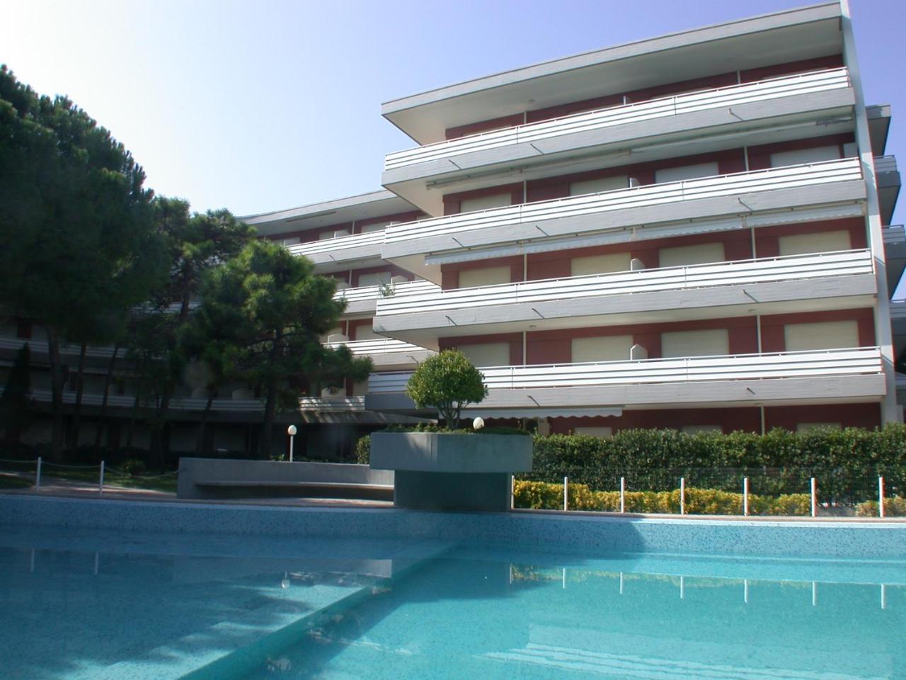 Residence La Meridiana Lignano Sabbiadoro Exterior foto